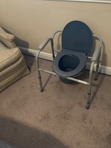 Guardian Medline Portable Toilet 3-in-1 Bedside Commode MDS89664