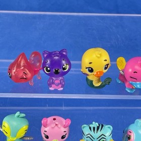 Hatchimals Hatchlings Colleggtibles Mini Figures Lot of 24 - No Duplicates