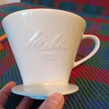 Melitta Porzellan Kaffeefilter 102, 1-Loch, Weiße Schrift erhaben