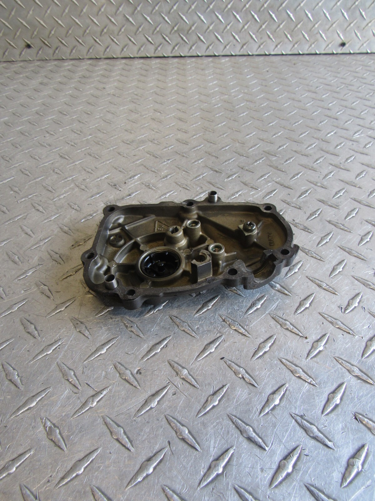 2005 05 YAMAHA YZFR6L YZF R6L R6 ENGINE TIMING CHAIN COVER eBay