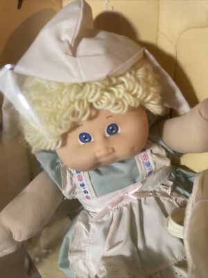 1985 Cabbage Patch Kids Doll Holland Dutch World Traveler Blond