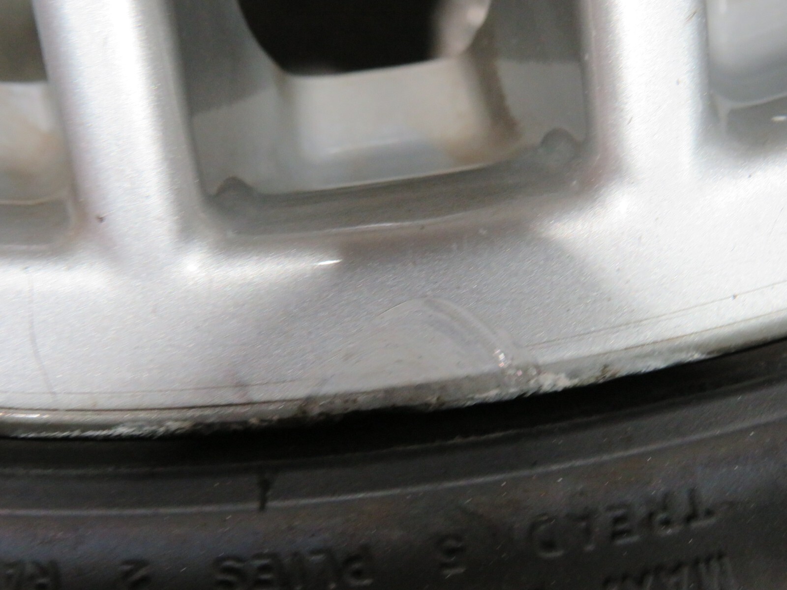 Ferrari F430 Spider, Coupe, Rear Wheel, Needs Recon, Used, P/N 221906