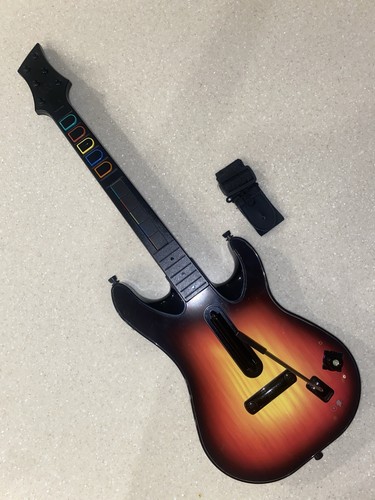 Xbox 360 Guitar Hero Wireless RedOctane Sunburst 95457.805 getestet funktioniert