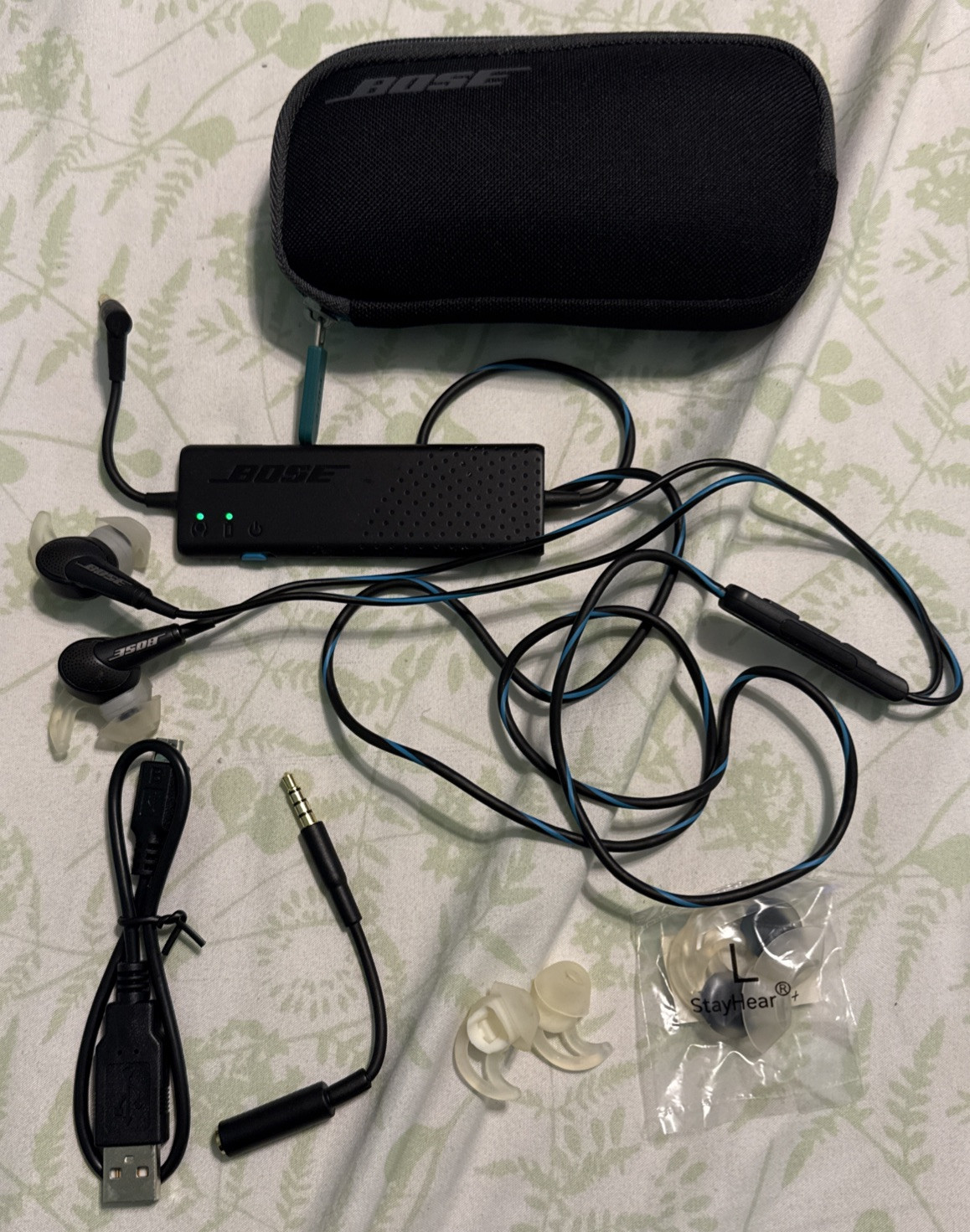 Bose QuietComfort 20 Noise Cancelling Headphones QC20 Earbuds EUC Tested