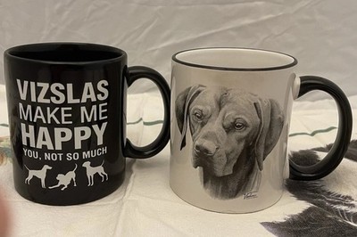 VTG Vizsla Dog Lover Coffee Cup Mugs (2)  Artist Vladimir Rosalinde 11 Oz
