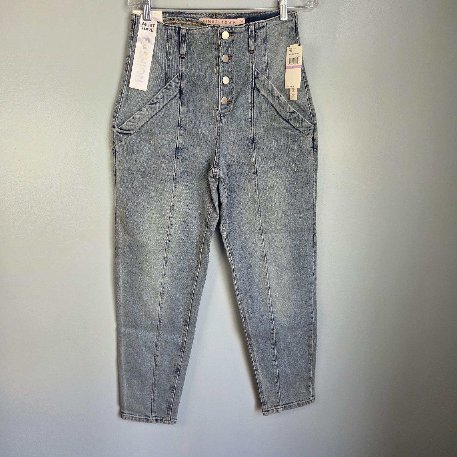 Tinseltown Hi-Rise Button Fly mom Light Blue Jeans size 11/30 NWT