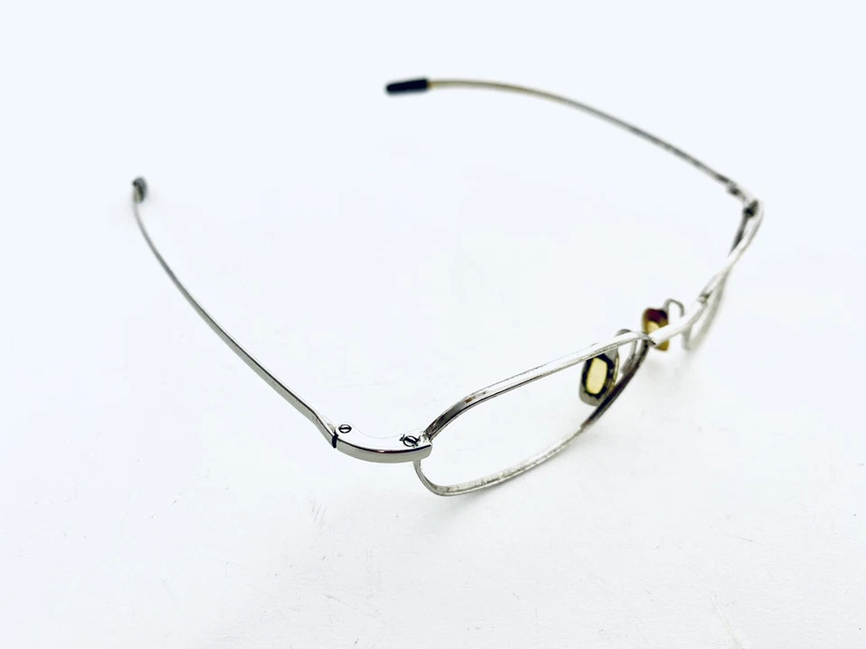 Gafas ovaladas de metal plateado DKNY de colección hechas en Italia 6234 028 50 17 135 Foto 4 de 4