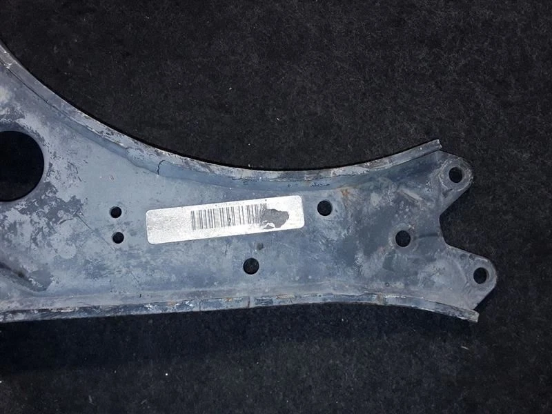 2006 Volkswagen Jetta braço de controle inferior dianteiro direito ferro fundido - Imagem 2 de 4