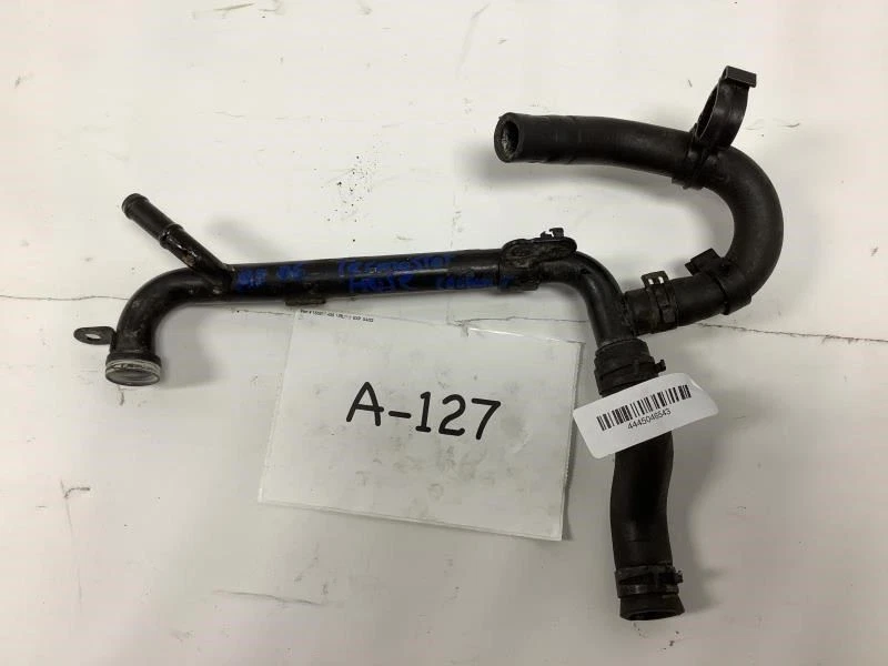 AUDI A3 2006 2,0 L motor refrigerante manguera termostato OEM+ Foto 4 de 4