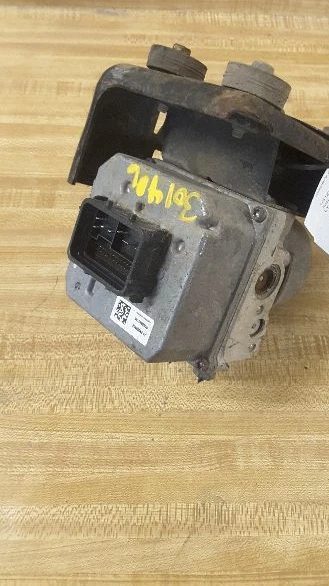 Chevrolet Malibu 2004-2008 ABS bomba actuador freno antibloqueo  Foto 3 de 3