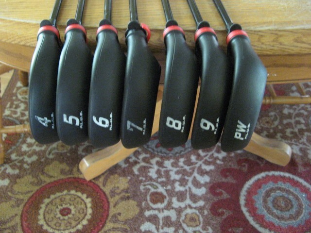 Used Wilson D7 Forged Iron Set, 4 - PW, Regular Flex Graphite