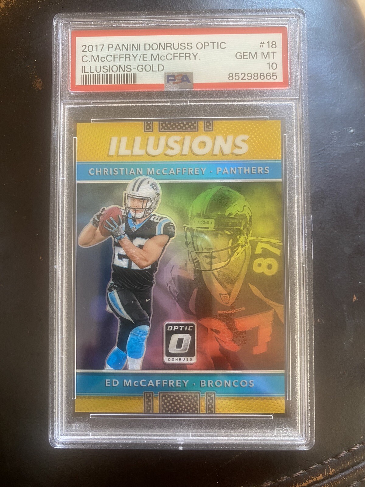 2017 Donruss Optic Illusions Gold /10 Christian McCaffrey RC PSA 10