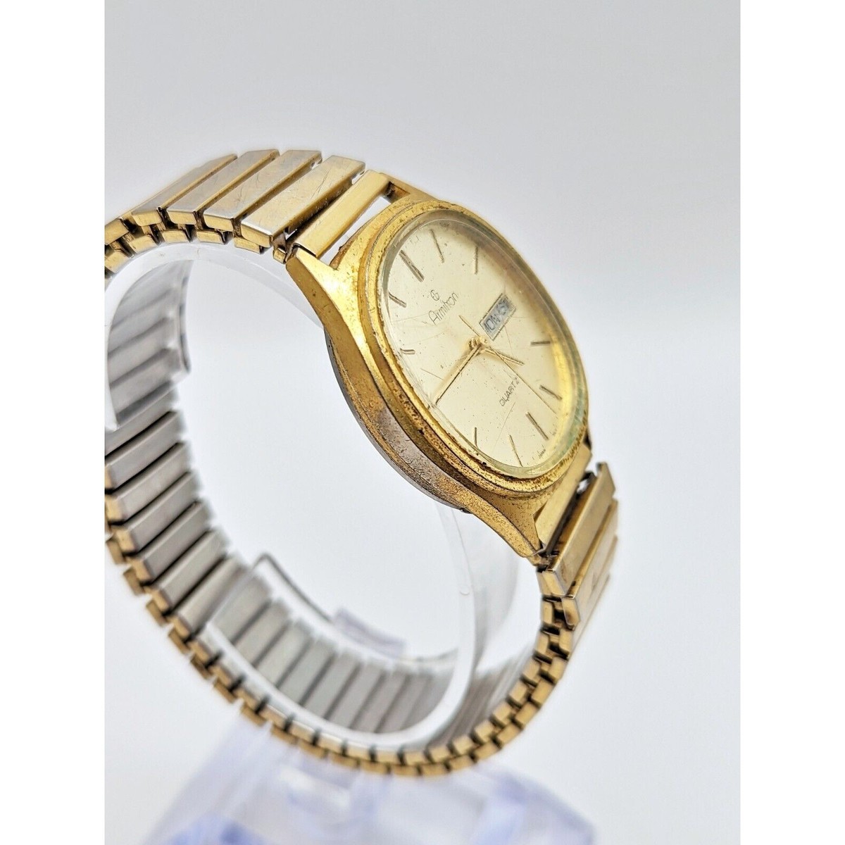 Montre Armitron Quartz étanche 150m - Réf. 20/1496, Cadran Blanc/or, Non Fonctionnelle, Pour Pièces