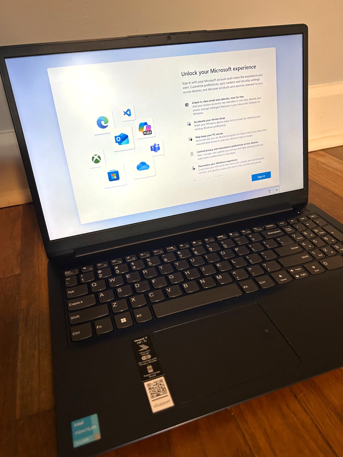 Lenovo IdeaPad 1 15IJL7 (model 82LX) 15.6