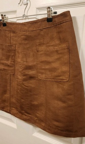 Old Navy Skirt, Womens Size 14 skirt, Zip Back, Soft Faux Suede, EUC - Picture 8 of 9