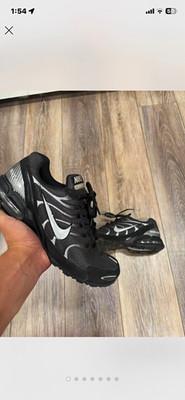 Nike Air Max Torch 4 Low Top Lace-Up Mesh Sneaker Anthracite 343846-002