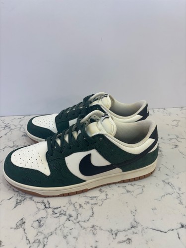Size 10 nike dunk low green snake