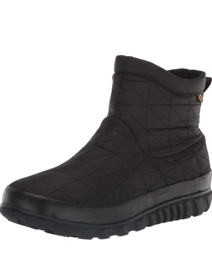BOGS Women s Snowday II Short Black Snow Boots Size 7 eBay