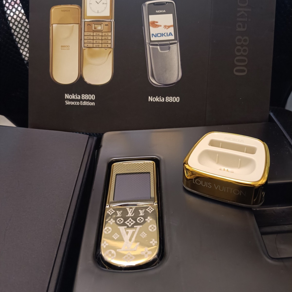 LUXURY NOKIA 8800 Sirocco Gold 8800d LV Edition RM-165