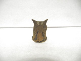 THIMBLE VINTAGE BRASS NEW HAMPSHIRE BRASS ANGEL AFFIXED