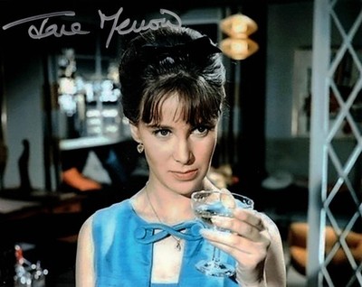 JANE MERROW - Lois Norroy in The Saint - handsigniertes 10 x 8 Foto