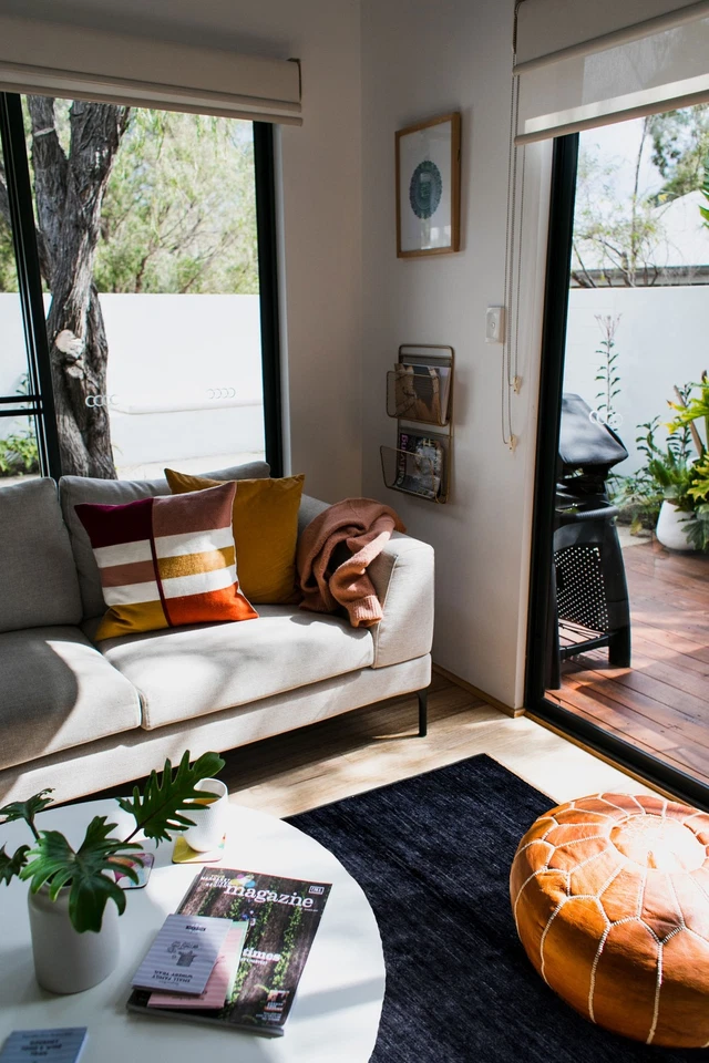 Hand Knotted Area Rug 3'10" x 6'0" Traditional Oriental Wool Carpet - Image 2 of 4