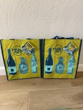 Trader Joes 6 Bottle Reusable Beverage Tote - 2 Included- NWT