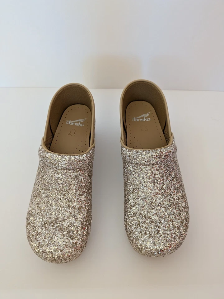 Zueco sin cordones profesional DANSKO brillo en champán talla 41 Foto 3 de 4