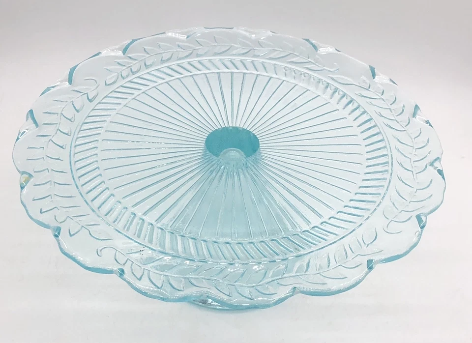 De Colección Aqua Turquesa Azul Depresión Vidrio Pastel Plato Pedestal Soporte Hoja de Laurel Foto 2 de 4