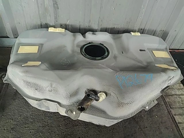 Conjunto de tanque de combustible Lincoln Zephyr 06 Foto 2 de 3