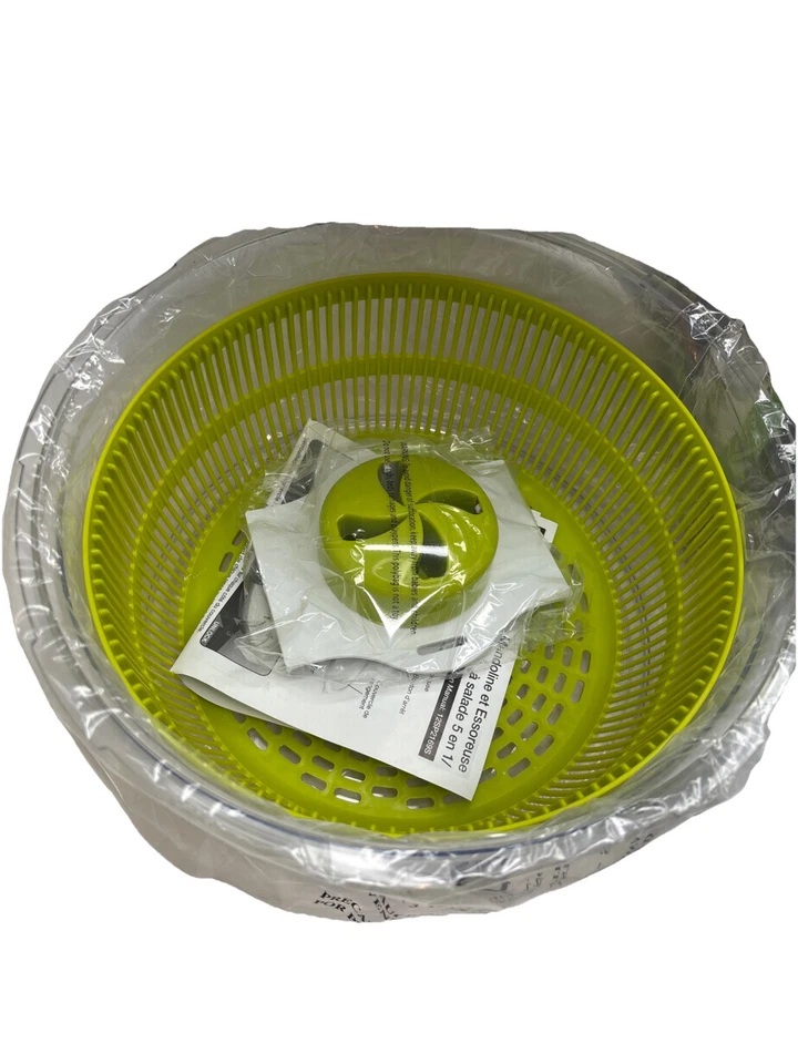 Sharper Image 5 in 1 SALAD SPINNER and MANDOLINE SLICER GRATER Green White - Image 3 of 4