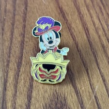 Minnie Mouse As Evil Queen Game Prize Pin Badge