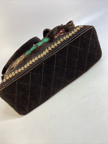 Nanette Lepore Crossbody Bag Brown Velvet Embroidered Flower Design Zipper Close - Picture 10 of 22