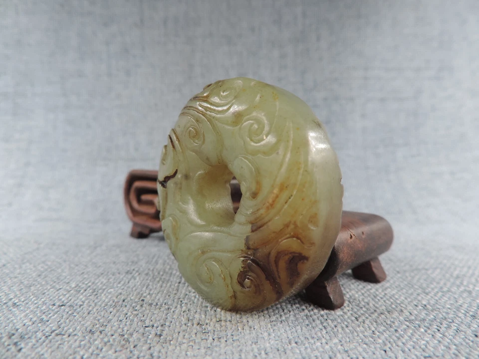 Antiguo colgante chino tallado a mano de escultura de jade hetiano natural Foto 4 de 4