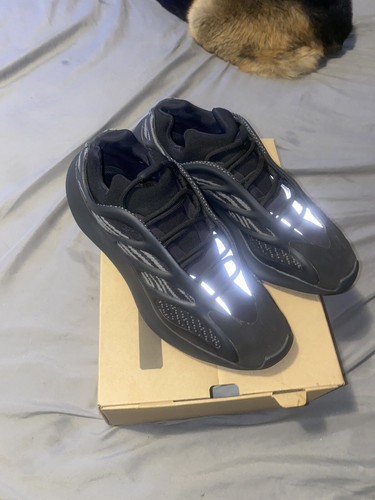 Size 11 - adidas Yeezy 700 V3 Dark Glow 
