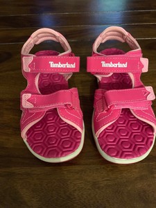pink sandals size 11
