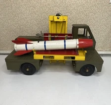 Rare Vintage Nylint No 2800 Guided Missile Carrier w Launch Crane NO Missile Tip