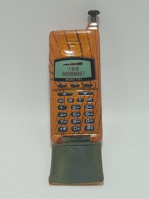 VTG Wood Grain Cell Phone Led Light Up Lighter. See Details For Condition.