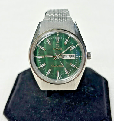 New Timex Q Falcon Eye Reissue Men's Quartz Watch TW2U95400 Green Dial
