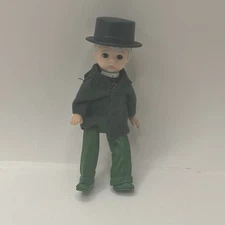 Madame Alexander Series 12 The Wizard of Oz Vinyl 6” Doll Green Coat with Hat