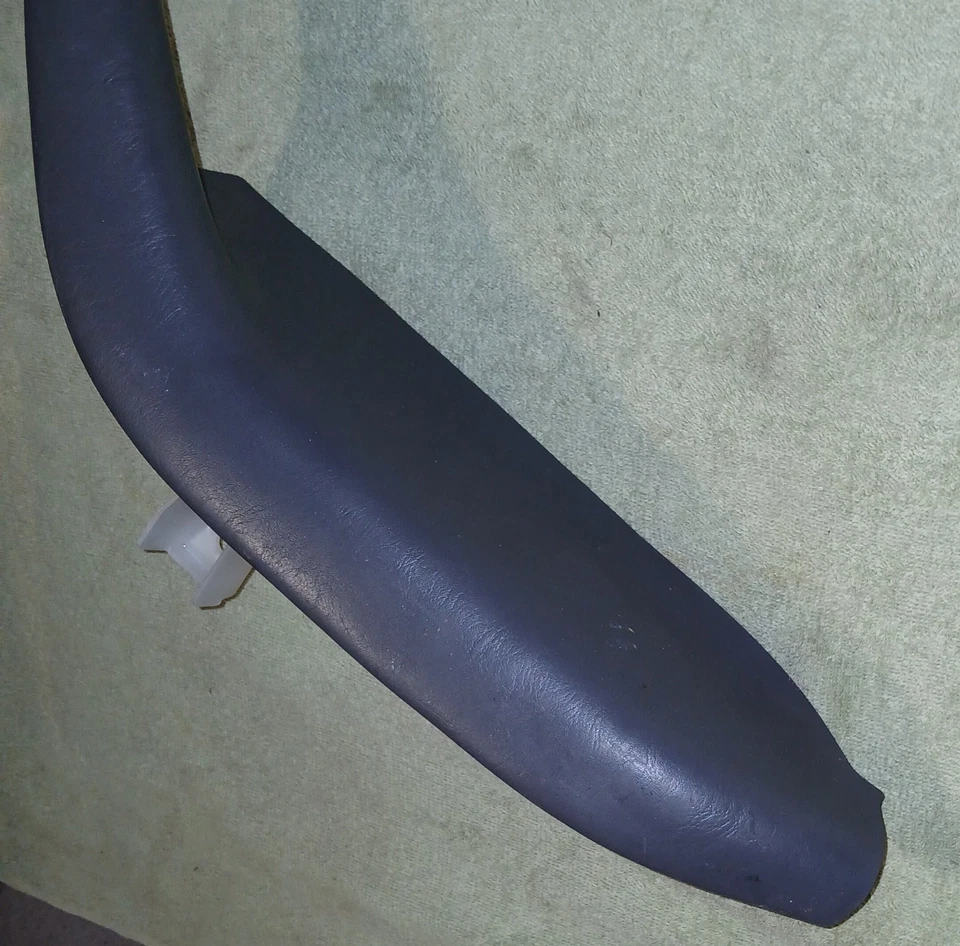 Toyota Tundra Sequoia 2001-2007 manija de puerta de pasajero delantero derecho reposabrazos gris Foto 2 de 4