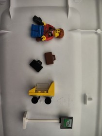 LEGO City Traveller 7567 Complete Set with Minifigure, Accessories & Manual