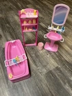 Vintage Mattel Barbie So Much To Do Bathroom Set 1995