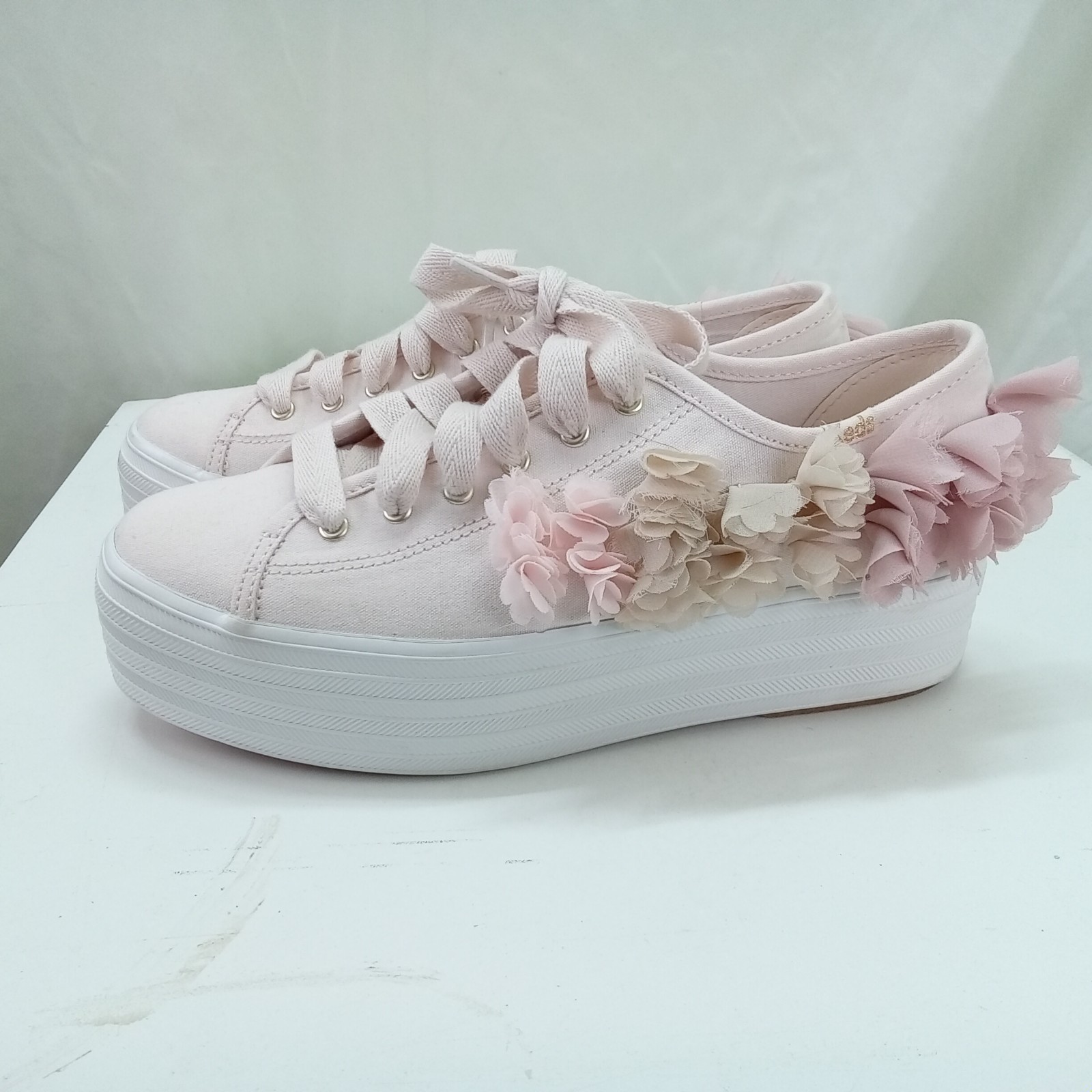 Keds Triple Up Sole Floral Applique Platforms Size 7.5 Sneakers Light Pink image 2