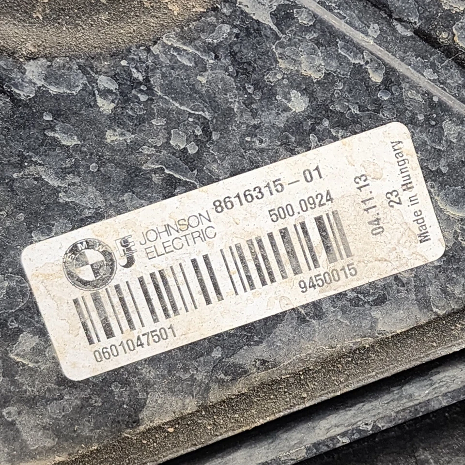 2012-18 BMW 228i 320i 428i N20 ENGINE COOLING RADIATOR FAN MOTOR SHROUD OEM - Image 4 of 4