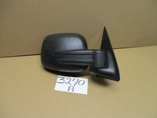 02 03 04 05 06 07 Jeep Liberty Passenger side Mirror Used Power #3270-A 