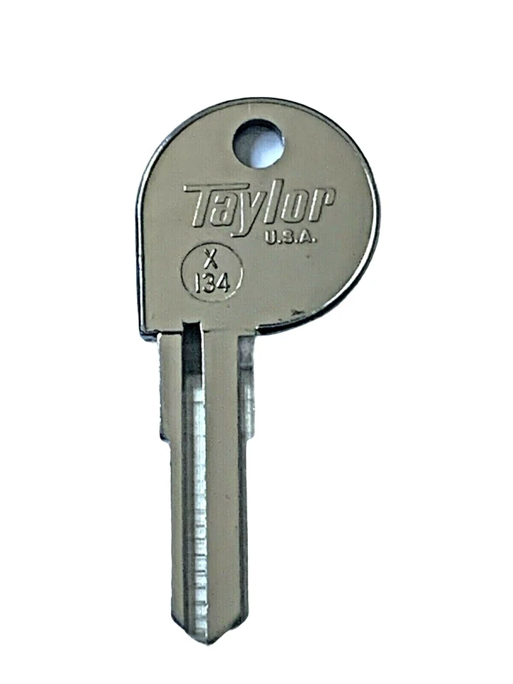 1 Harley Davidson Softail Springer 1988-1992 motocicleta X134 llave en blanco Foto 2 de 4