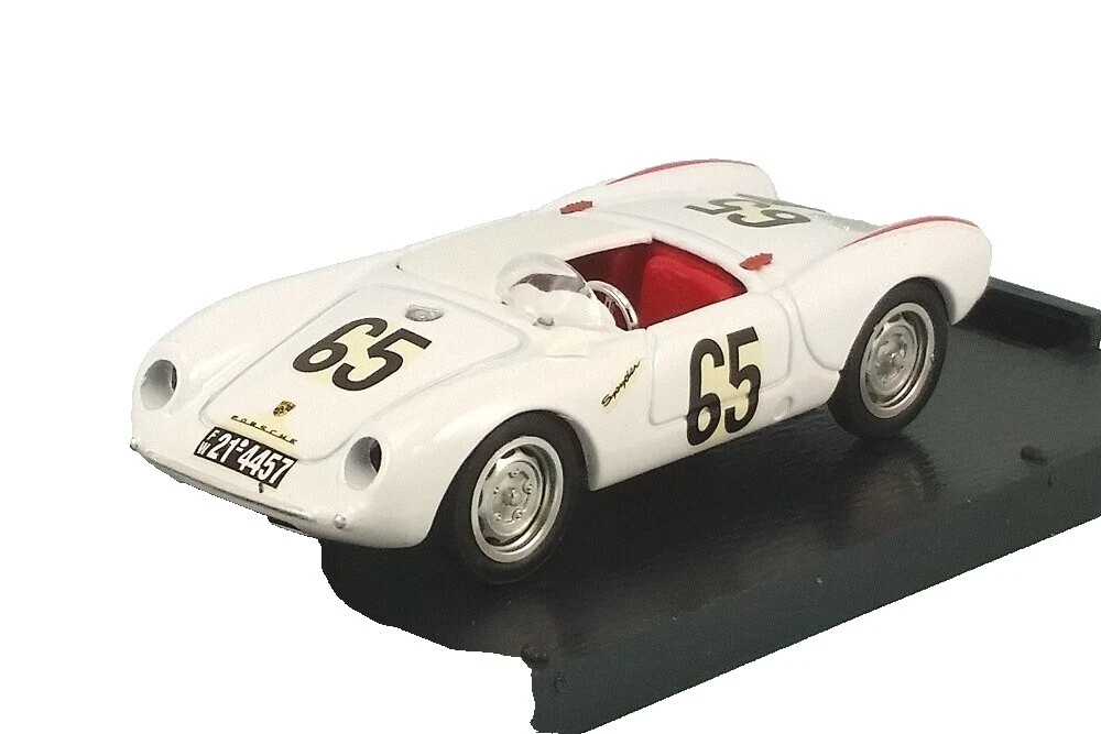 White 1:43 Diecast Racing Cars