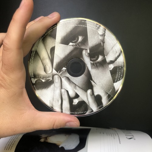 Taylor Swift Reputation Album Magazine Vol 1 With CD No Poster *Light Damage* - Picture 6 of 8