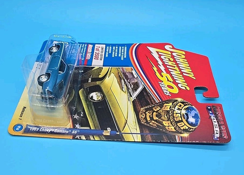Johnny Lightning 1969 Chevrolet Camaro SS 1:64 ** 50 YEARS / MUSCLE CARS USA - Imagen 20 de 20